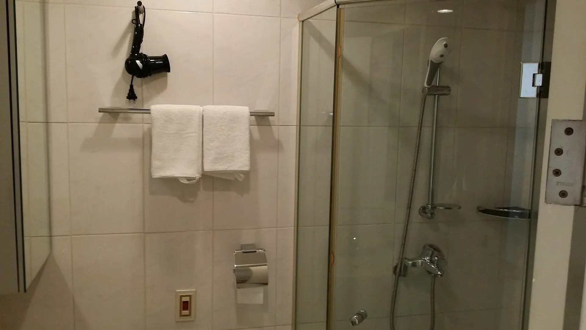 Incheon Airport Best Residence House Hotel
